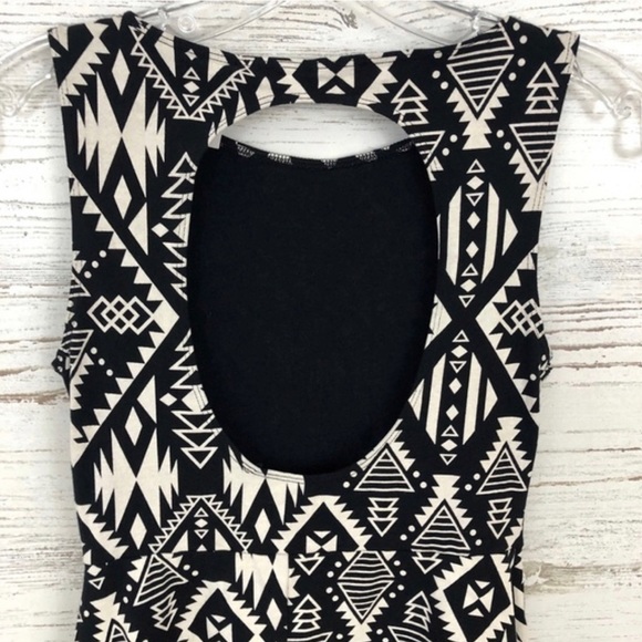 VS PINK Tribal Print Open Back Dress XS - Picture 5 of 5